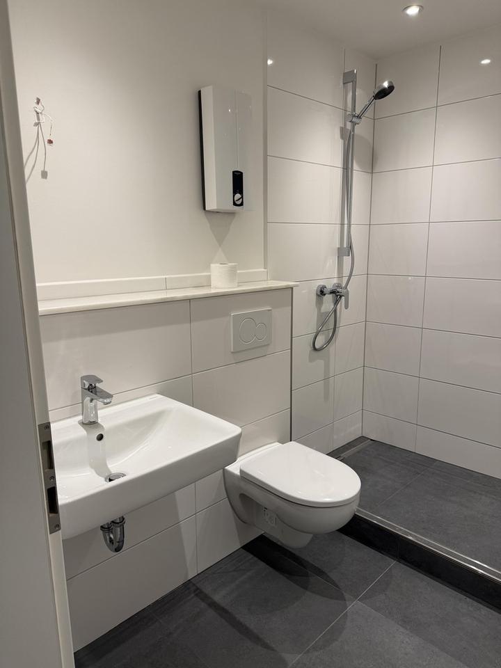 96,5 qm, 3,5 Zi., 2.OG, neues Bad ,mit Balkon – Bild 6