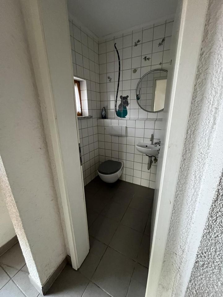 ATTRAKTIVE DOPPELHAUSHÄLFTE IN STEGAURACH MIT GROSSZÜGIGEM GARTEN UND GARAGE – Bild 6