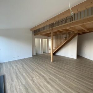 3 Zimmer Penthouse Wohnung mit Balkon