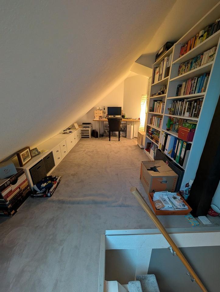 Attraktive 3,5 Zimmer Galeriewohnung mit Südbalkon & 2 Stellplätzen – Bild 11
