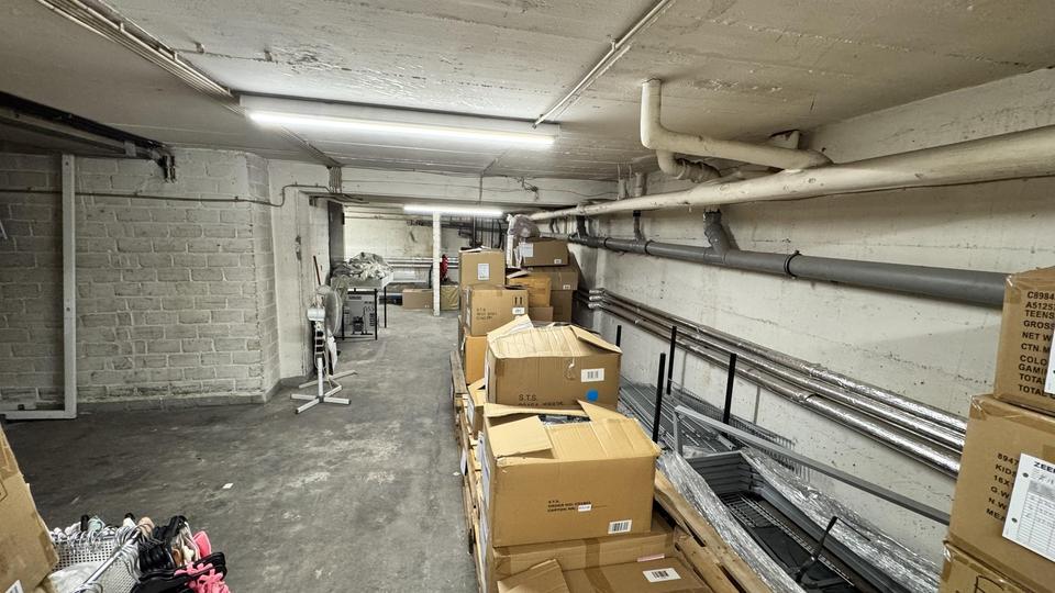 Gewerbefläche im Erdgeschoss mit Lagerkeller (provisionsfrei) – Bild 24