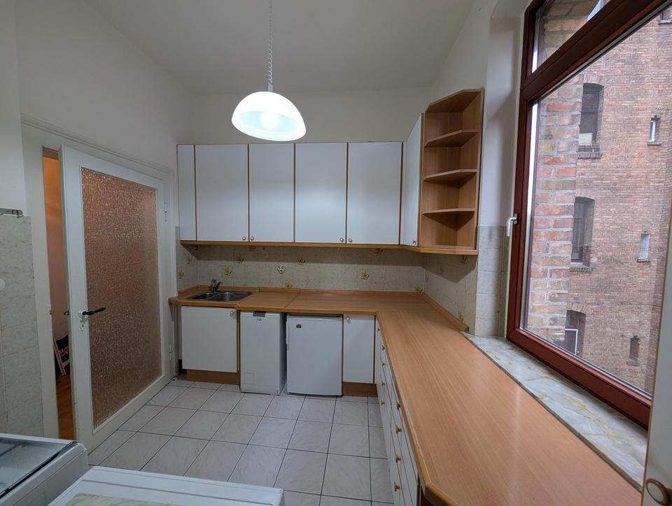 BS Innenstadtnah: 5-Zi. Altbau Wohnung im 1. OG von Privat: BLK, Stuck, Parkett, Garten – Bild 10