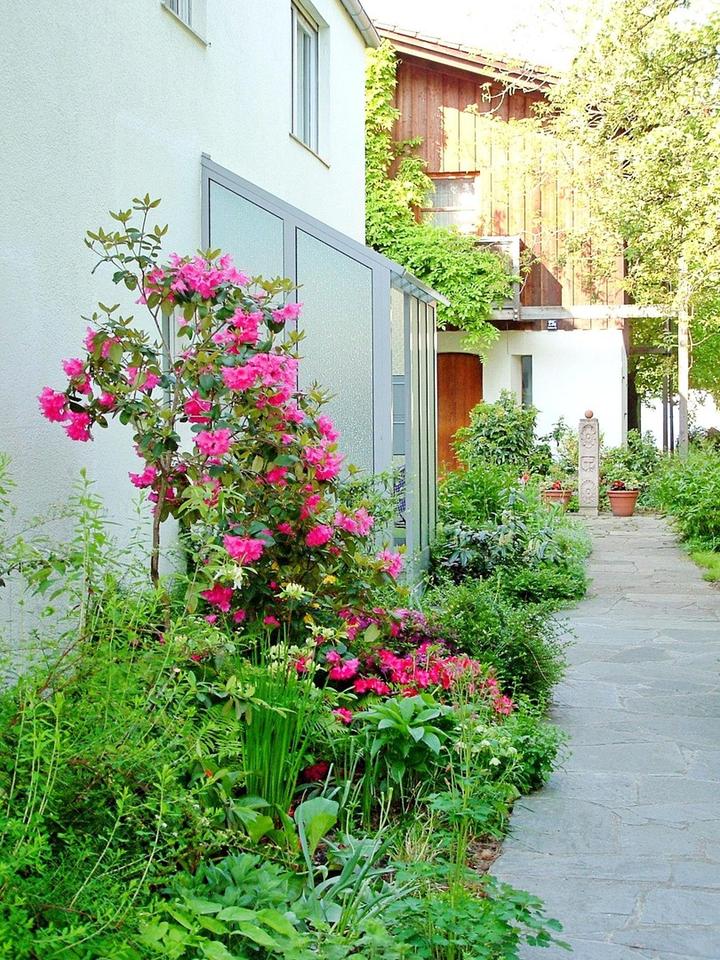 *** Attraktive 2 Zi Whg im EG - EBK - Ideal für Geschäftsleute / Singles ! *** – Bild 10