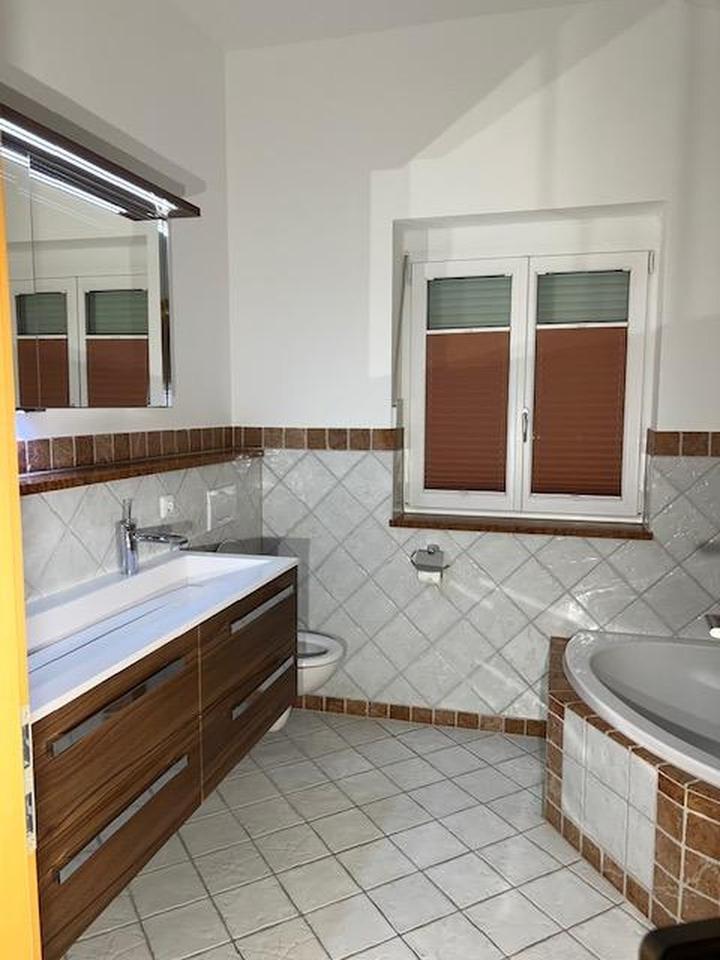 Schönes Einfamilienhaus mit Garage in zentraler und ruhiger Lage in Neufahrn bei Freising – Bild 24