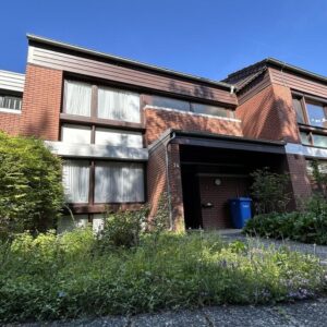 Von privat: Reihenmittelhaus mit 5 Zimmern, Garten, Keller und Garage in Bovenden
