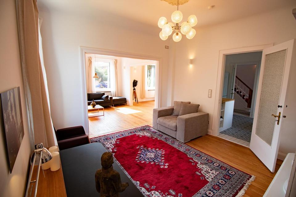 Wundervolle kleine Villa mit traumhaften Garten - komplett saniert! – Bild 29