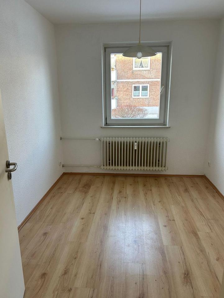 Sonnige 3-Zimmerwohnung in ruhiger Lage mit Balkon und Stellplatz – Bild 9