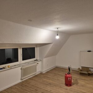 2,5-Zi.-DG-Whg. - frisch modernisiert - 5 min. per Fahrrad zum Bf. Glückstadt