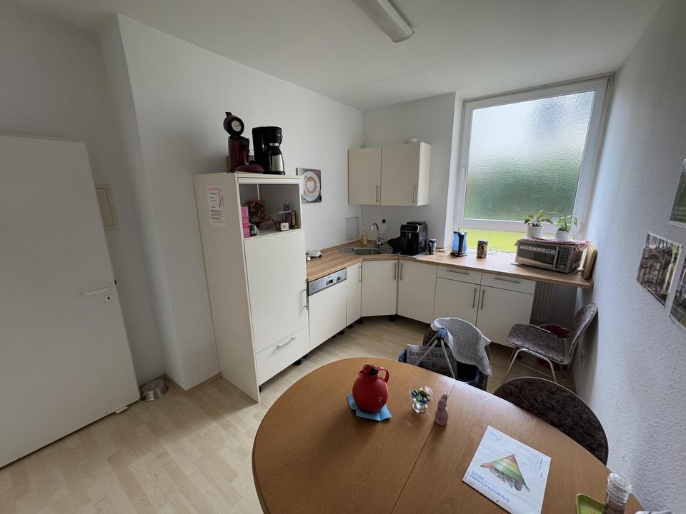 Hoch frequentierte Büro-/Praxisetage (ca. 130 m²) in zentraler Lage der Baden-Badener Weststadt! – Bild 6