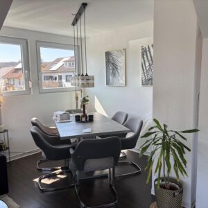 Schöne und helle 2,5 Zimmerwohnung in traumhafter Lage