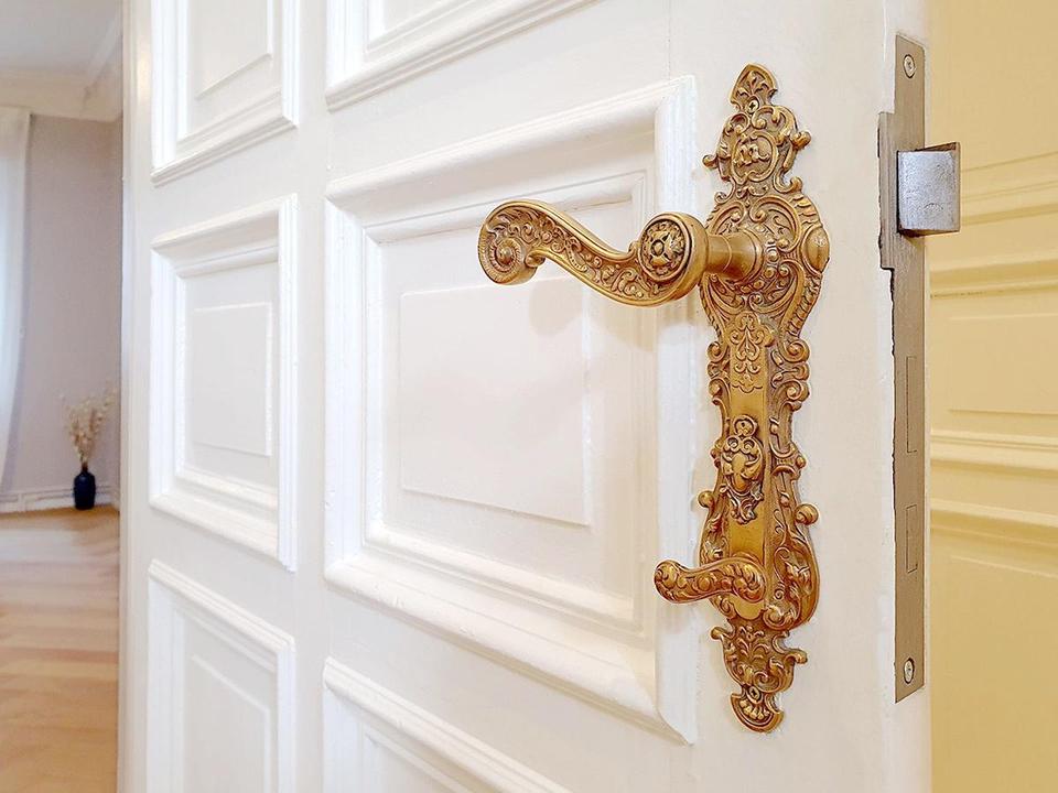 Toplage nahe Savignyplatz & Kudamm • Exklusiv saniert • 2 Eingänge, als WG nutzbar – Bild 9