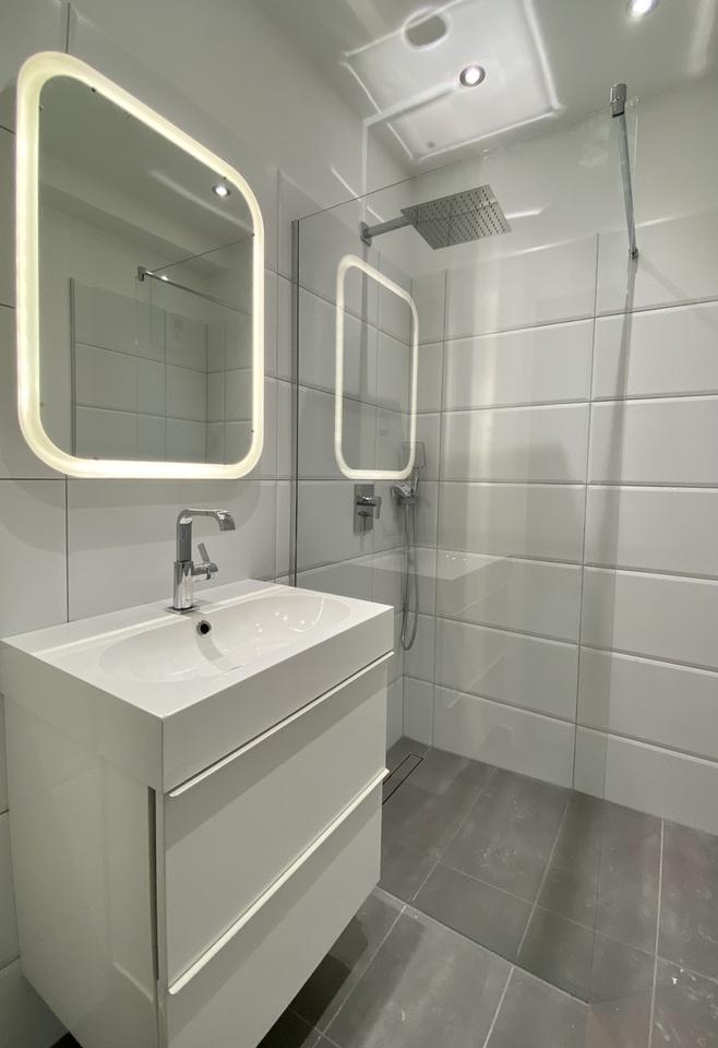 Stilvolles Apartment komplett möbliert mit eigenem Stellplatz vor den Toren Düsseldorfs – Bild 7