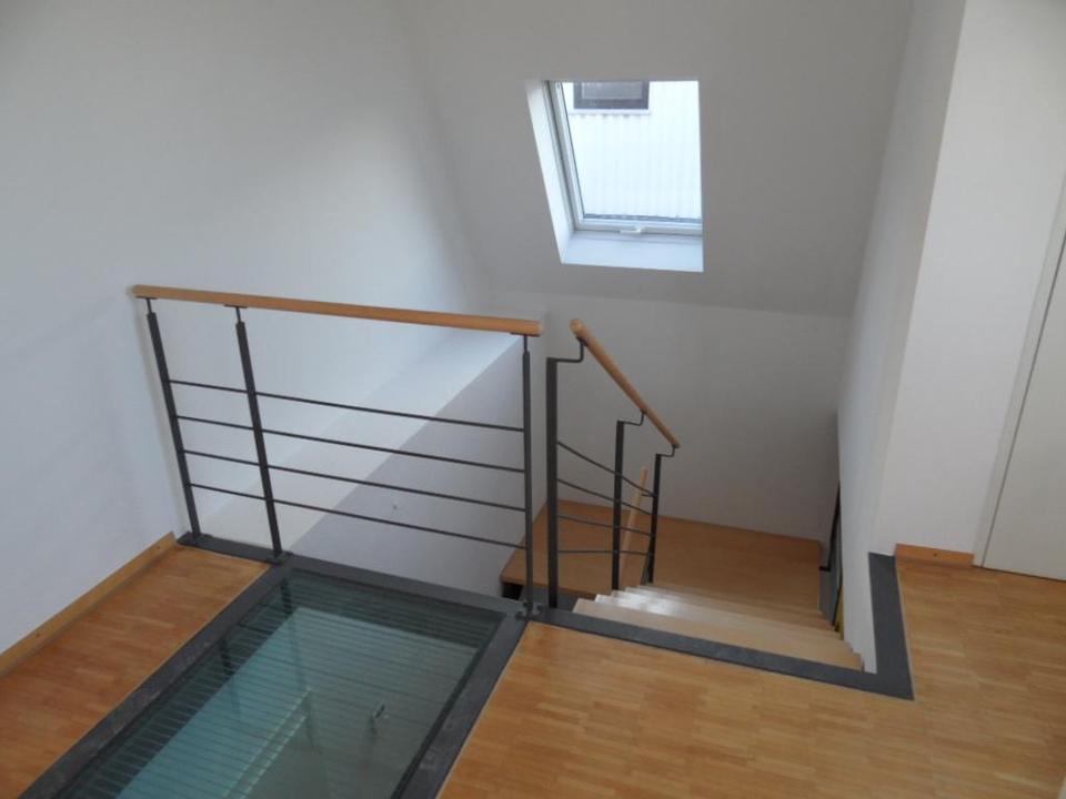 3-Zimmer im Dachgeschoss mitten im Heusteigviertel inkl. EBK – Bild 17