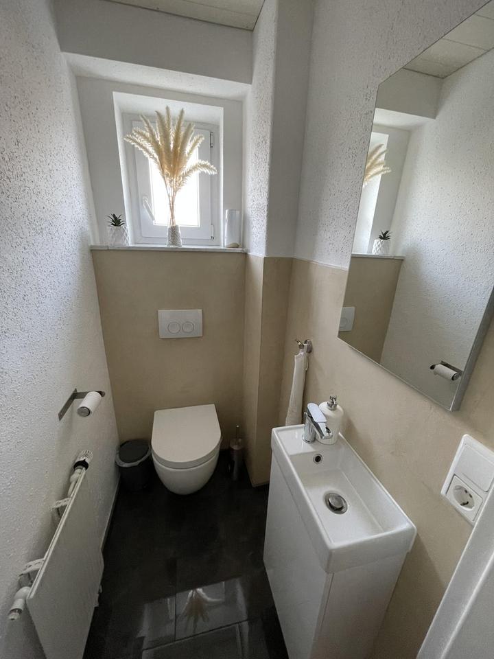 Kernsaniertes Einfamilienhaus in bester Lage – Bild 15