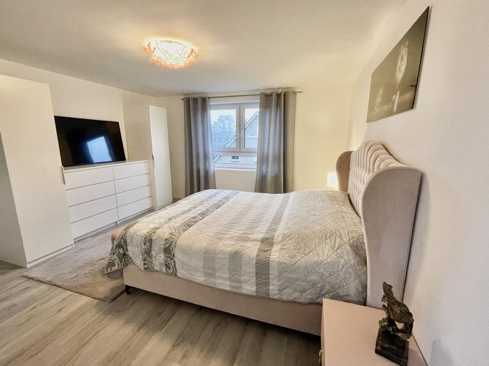 Möbliertes Endreihenhaus in Norderstedt mit 4 Schlafzimmern – Bild 26