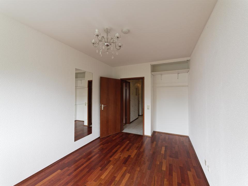 Helle 3-Zimmer-Wohnung (87 m²) mit Balkon & EBK – ruhig, gepflegt, 1 Station nach Köln - RESERVIERT – Bild 6