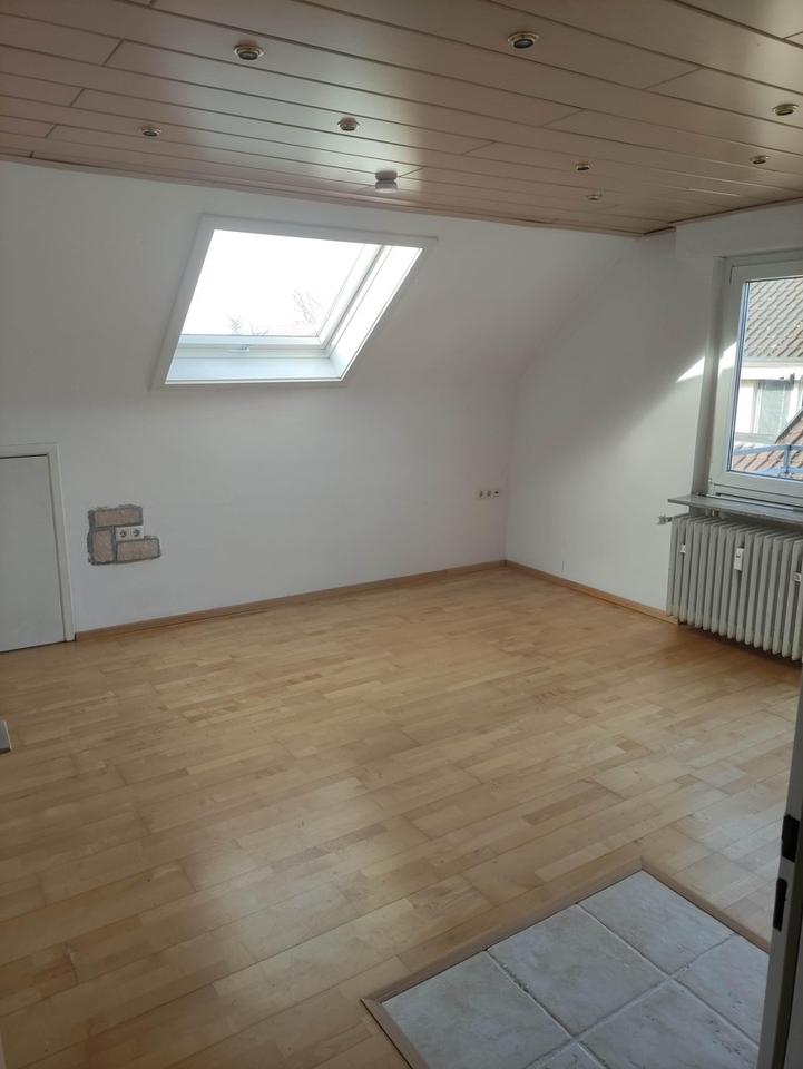 3-Zimmer-DG Wohnung in guter Lage mit Aussicht