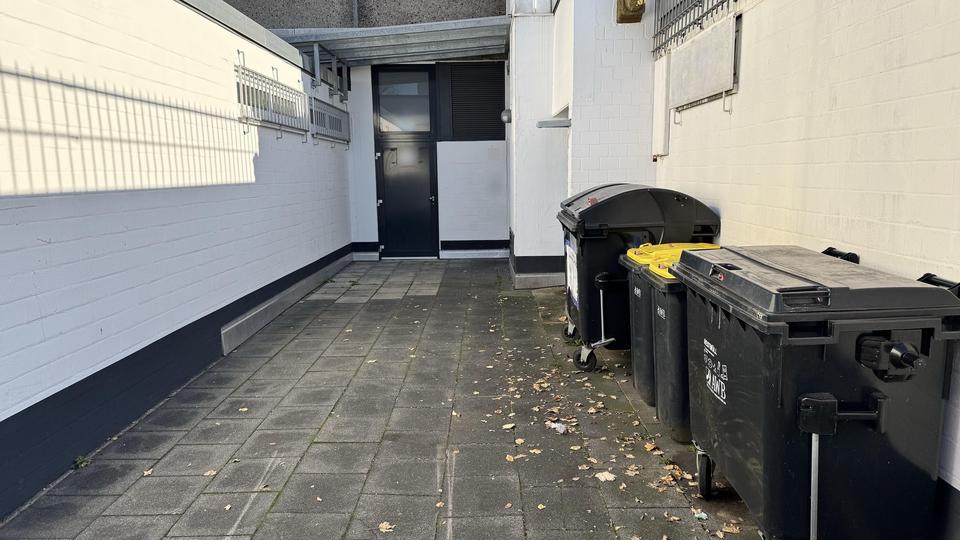 Gewerbefläche im Erdgeschoss mit Lagerkeller (provisionsfrei) – Bild 20