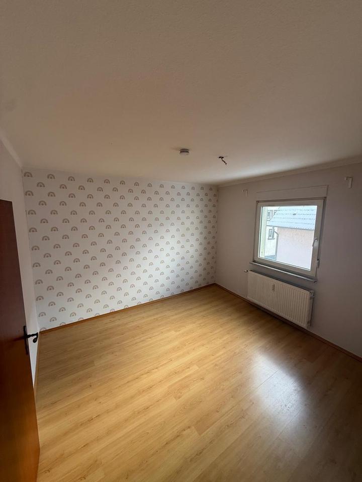 Besondere Dachgeschoss-Wohnung in Frankweiler (teilmöbliert) – Bild 6