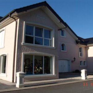 Großzügige-komfortable Wohnung für Singels oder max. 2 Personen