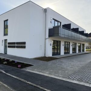 STUDENTENappartement mit Balkon oder Terrasse