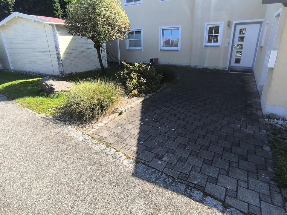 Zweifamilienhaus Gartenwohnung mit Einliegerwohnung, Terrasse & Garage in ruhiger Traumlage – Bild 2