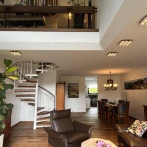 Großzügige 153 m² Galerie-Wohnung – Haus-in-Haus + viel Licht + neuer Preis