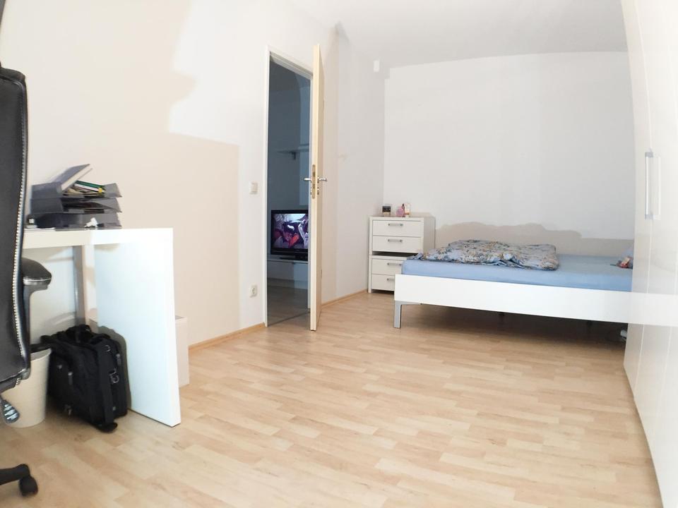 *** Attraktive 2 Zi Whg im EG - EBK - Ideal für Geschäftsleute / Singles ! *** – Bild 4