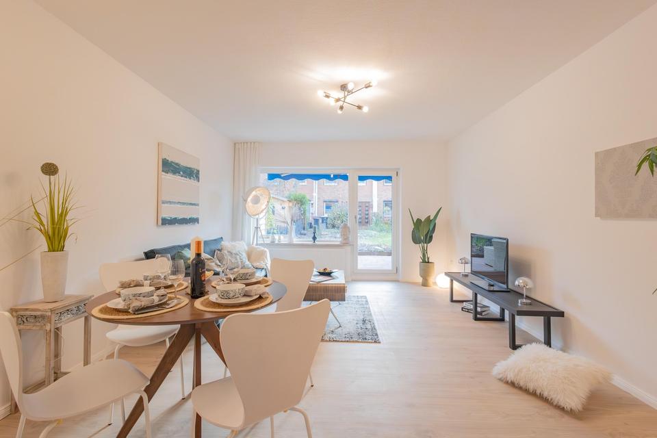 Ankommen & Wohlfühlen: Helles Reihenhaus mit Garten in Bramfeld