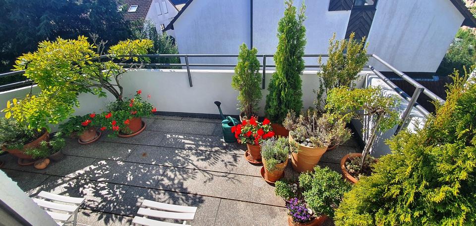 Kapitalanlage: Hochwertige 3,5-Zimmer-DG-Galeriewohnung mit 2 Balkonen, 2 Bädern, TG – Bild 6