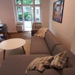 67m² Wohnung, Balkon, Fahrstuhl, Möbliert