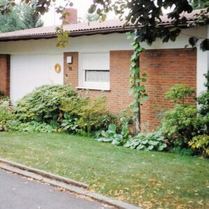 Freistehendes Einfamilienhaus mit traumhaftem Garten