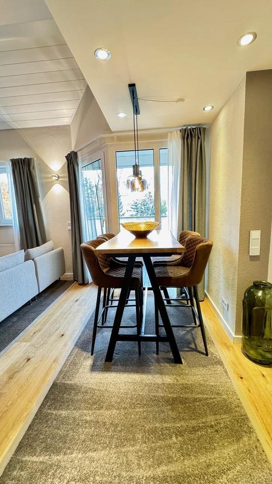 Aussergewönlich Wohnen 2-R- Galerie möbliert mit Dachterrasse Traumküche Lift u.TG ! – Bild 2