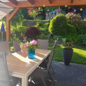 Traumhaus mit großem Grundstück, Garten & Waldzugang (Lindlar, 40 Min östlich von Köln)