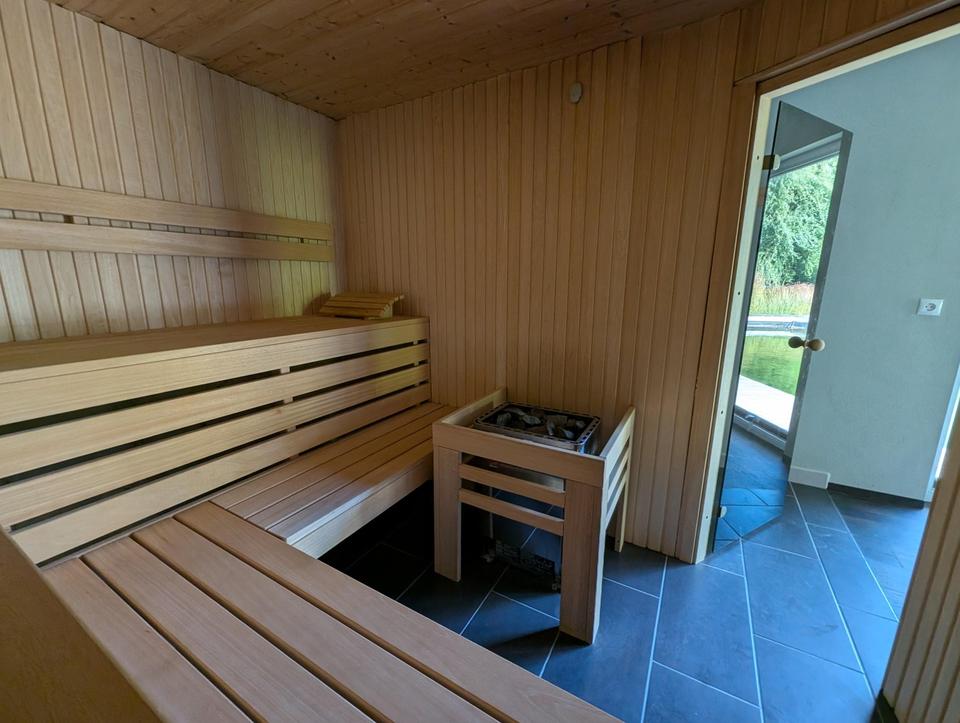 Architektenhaus (KfW 40) mit Schwimmteich + Nebengebäude ( 78 m²)+Solar – Bild 35