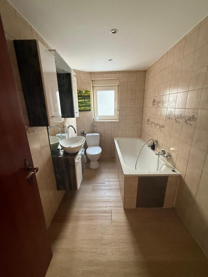 Besondere Dachgeschoss-Wohnung in Frankweiler (teilmöbliert) – Bild 12