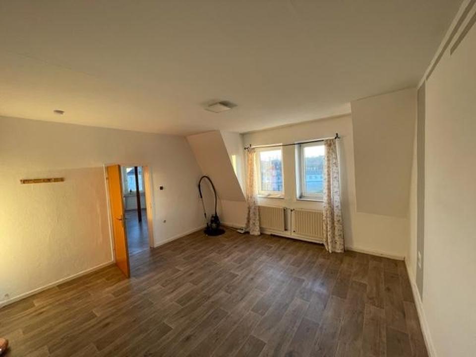 Schöne und ruhige 2,5-Zimmer-Wohnung in Uni Nähe, U35 Vor der Haustür – Bild 5