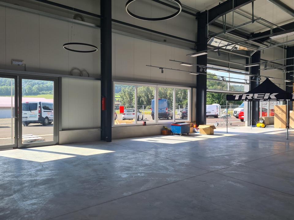 Moderne Gewerbehalle Friedewald – Bild 4