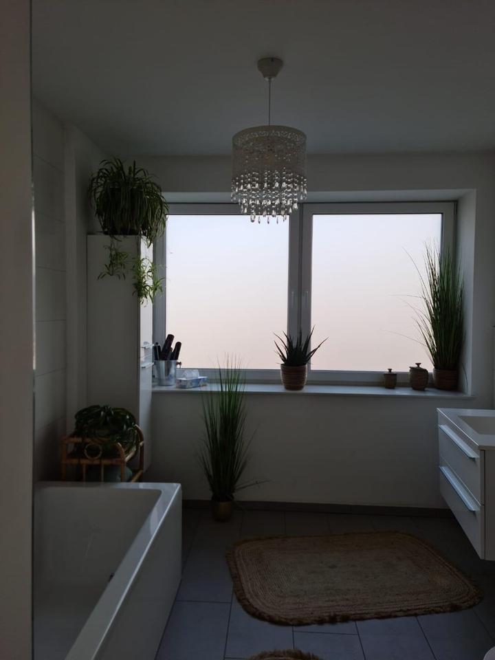 Tolle Wohnung im 1. OG mit 4 ZKB, EBK & Gäste-WC – Bild 8