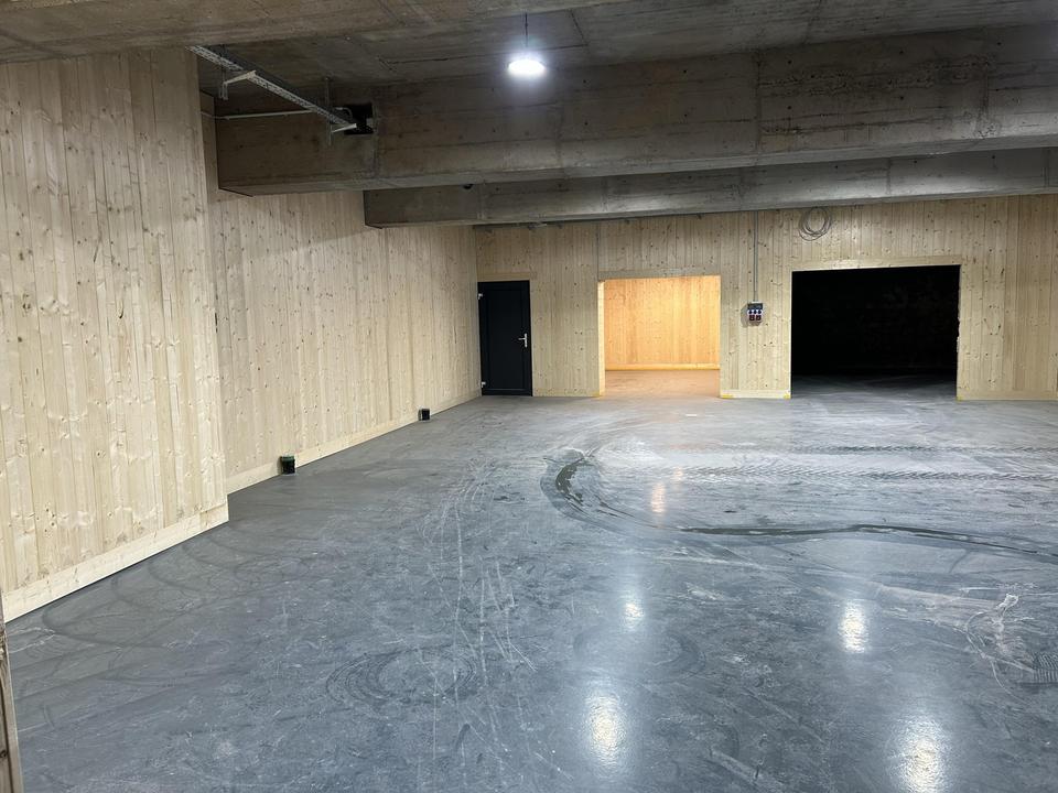 Frisch sanierte Gewerbefläche zu vermieten – Bild 8