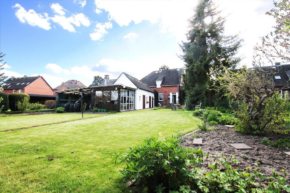 Wundervolle kleine Villa mit traumhaften Garten - komplett saniert! – Bild 9