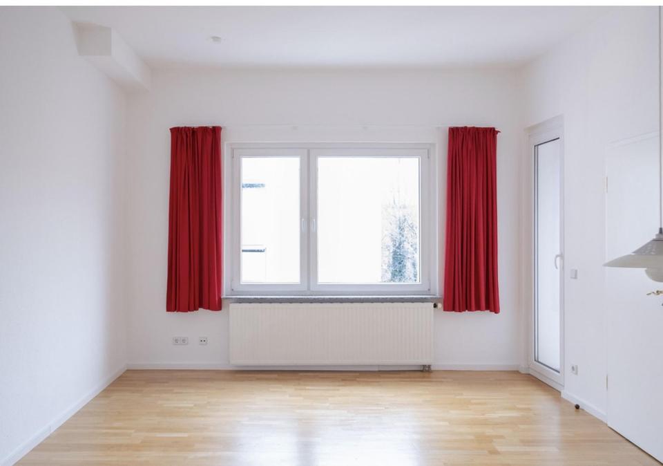 Bezugsfreies Apartment mit Balkon und Aufzug in Berlin-Wilmersdorf – Bild 2