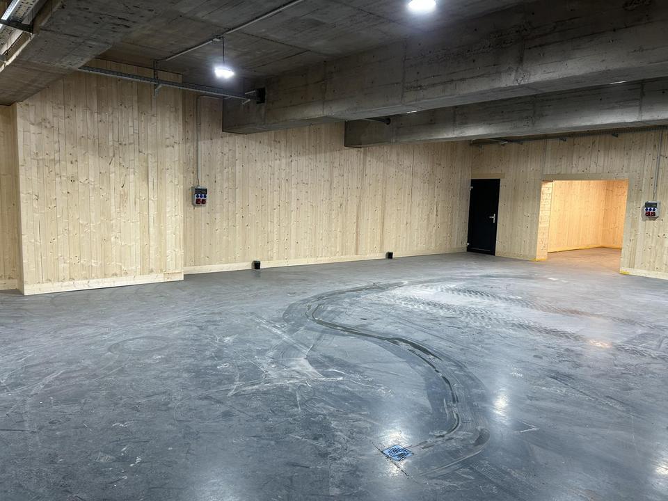 Frisch sanierte Gewerbefläche zu vermieten – Bild 4