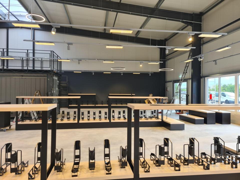 Moderne Gewerbehalle Friedewald – Bild 3