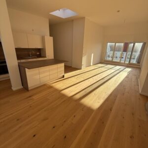 2-Zimmer-Penthousewohnung mit Dachterrasse in Charlottenburg-Wilmersdorf