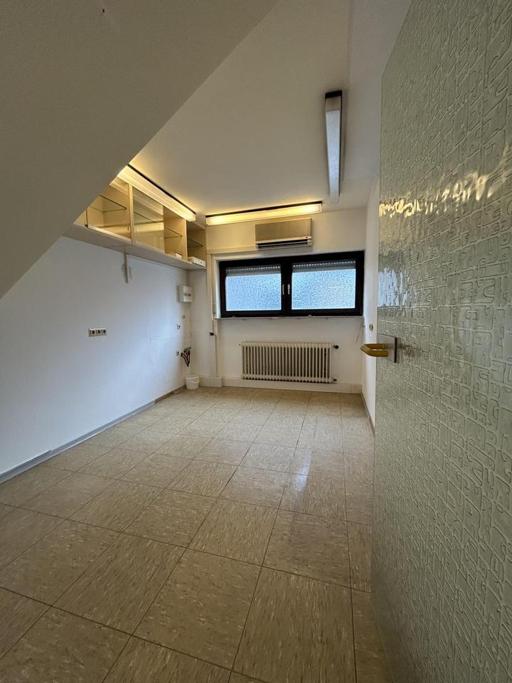 Helle Bürofläche mit optimaler Raumaufteilung in Mutterstadt mieten – Bild 10