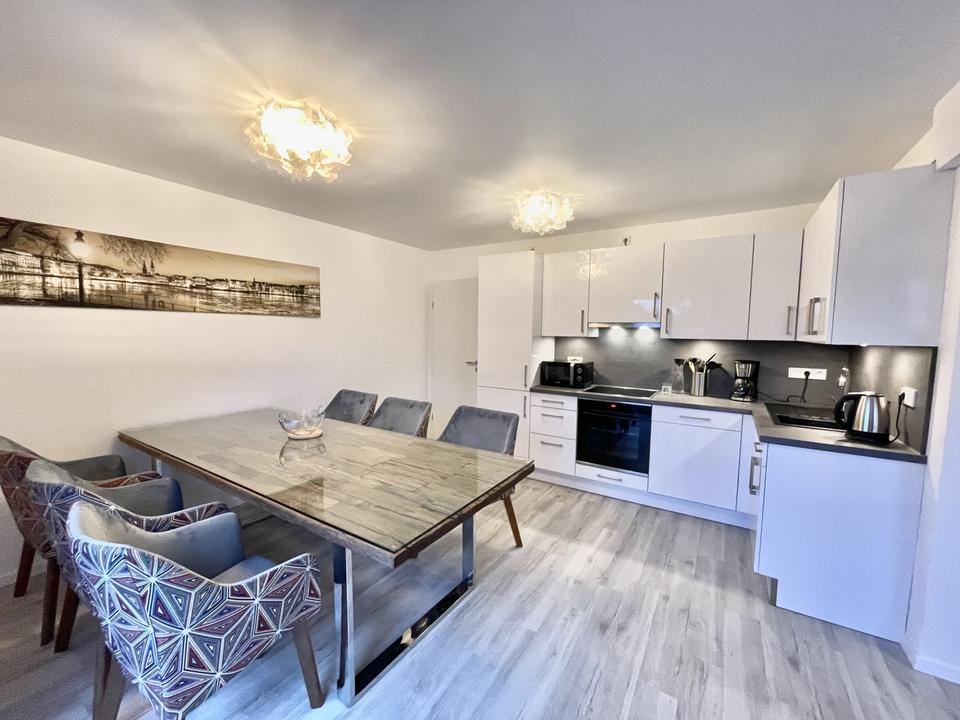 Möbliertes Endreihenhaus in Norderstedt mit 4 Schlafzimmern – Bild 13