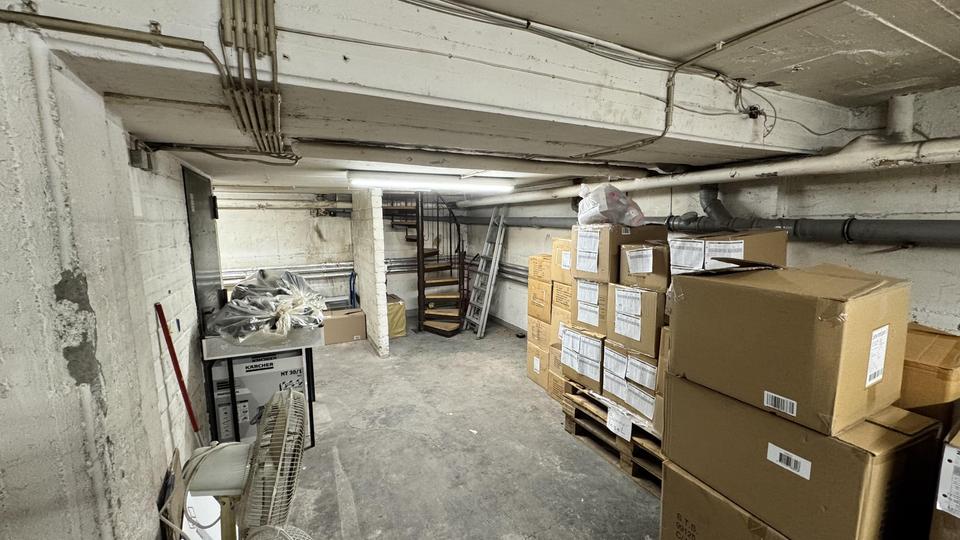 Gewerbefläche im Erdgeschoss mit Lagerkeller (provisionsfrei) – Bild 27