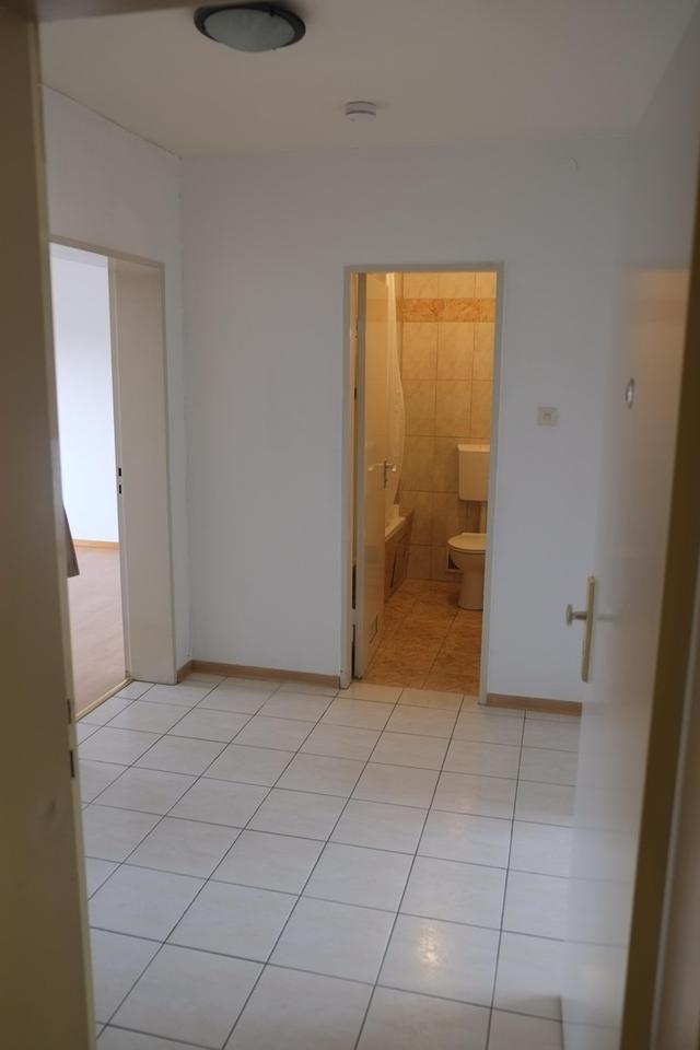 Sehr schöne, helle, gepflegte 2 Zi-Whg. mit EBK und Balkon zum 01.03.2026 zu vermieten – Bild 9