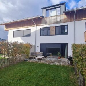 Modernes Reihenmittelhaus in Brannenburg